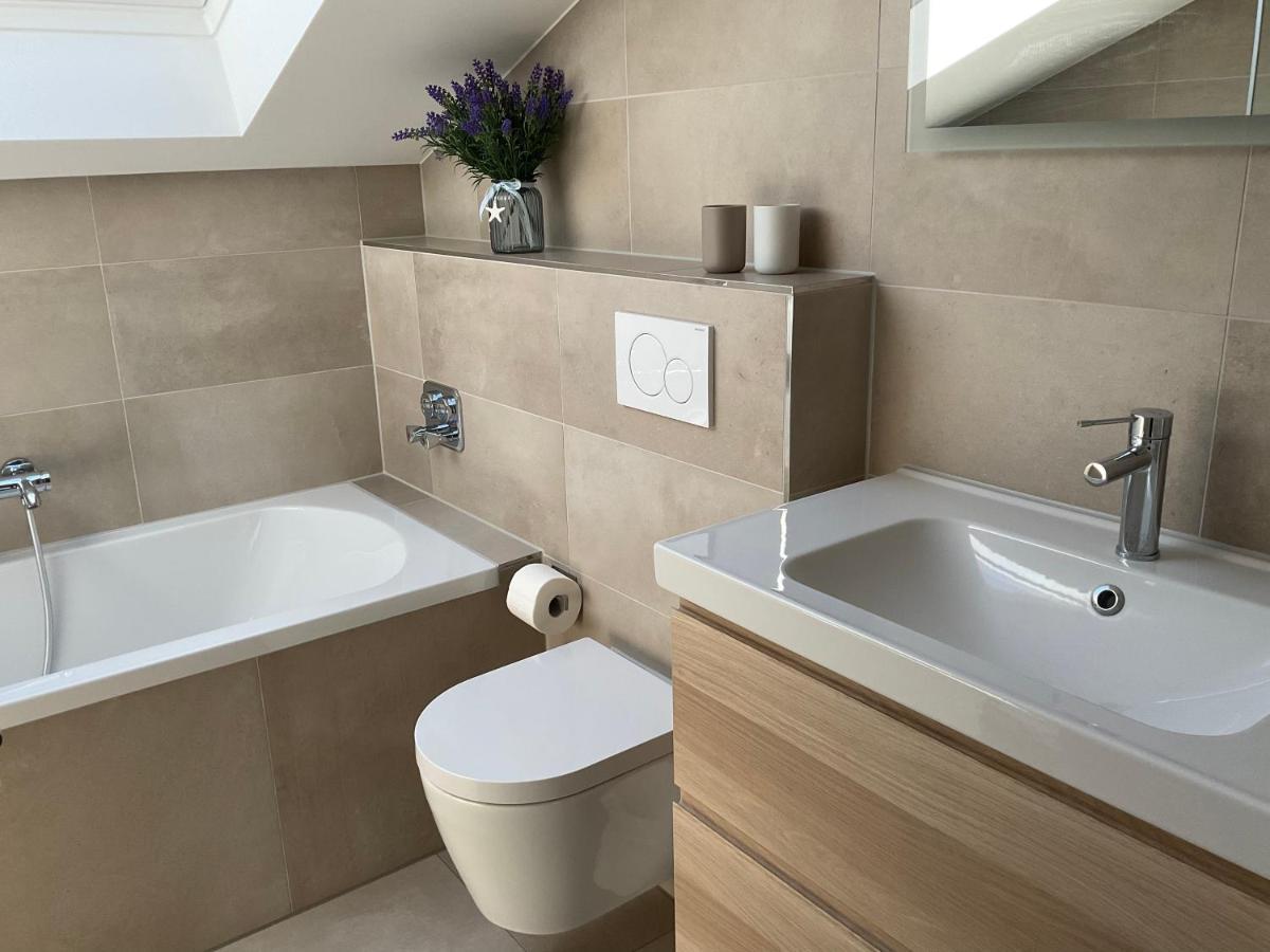 Charmante Ferienwohnung 100 Qm Groß-Umstadt エクステリア 写真