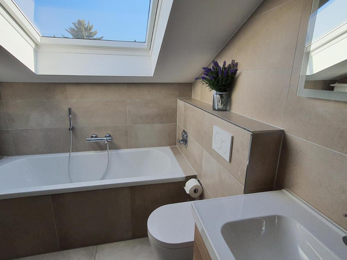 Charmante Ferienwohnung 100 Qm Groß-Umstadt エクステリア 写真